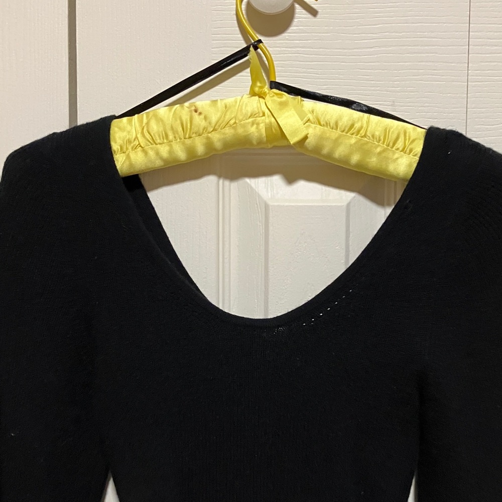 Black Scoop Neck Knit Top Abercrombie and Fitch SZ small